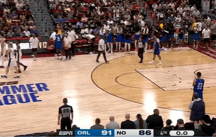 NBA夏季联赛：达席尔瓦得到23分 霍华德得到14分 魔术队以91-86击败鹈鹕队